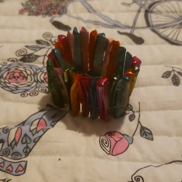 Multicolored elastic bracelet. - Picture 2 of 2